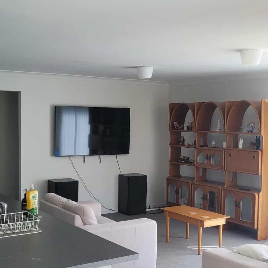 Brookfield - Photo 1