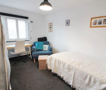 5 bedroom house to rent - Photo 4