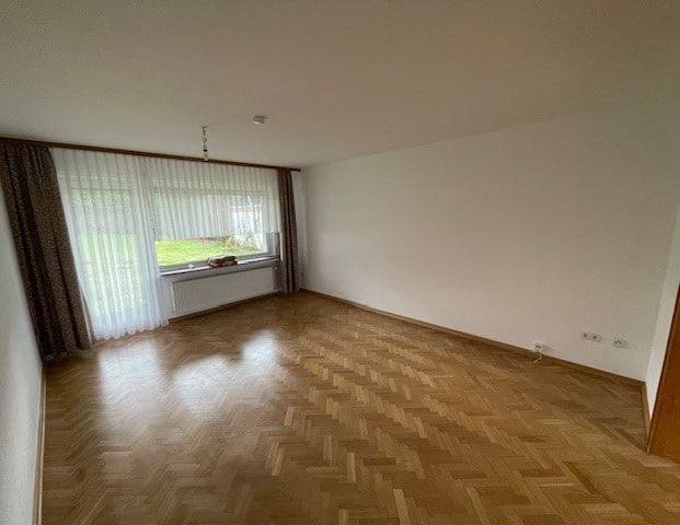 Charmante Erdgeschosswohnung mit Terrasse und Garten in Neheim! - Photo 1