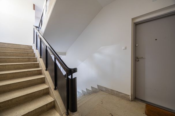 Przy Placu Unii Lubelskiej, oddzielna kuchnia. - Zdjęcie 1