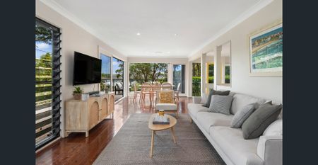 Furnished family home with views across Pittwater - Photo 2