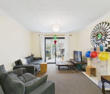 4 bedroom House To Let Total Size: 1152 SQ FT - Photo 3