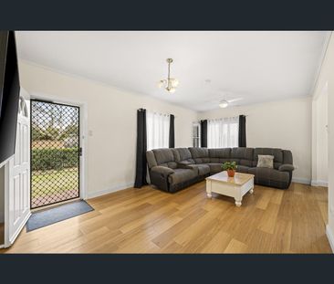 22 Welcombe Avenue, Rockville, Qld 4350 - Photo 1