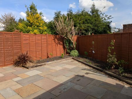 Flat to rent in Carisbrooke Road, Cambridge, CB4 3LP - Photo 2