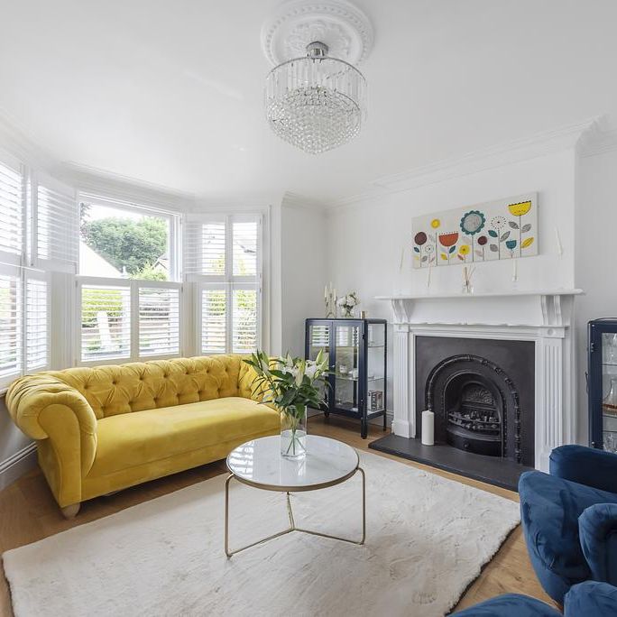 5 bedroom semi-detached house to rent - Photo 1