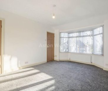 4 bedroom semi-detached house to rent - Photo 1