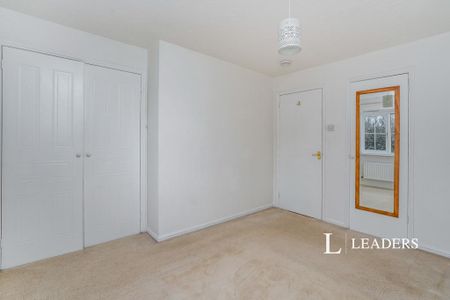 2 bedroom terraced house to rent - Photo 4