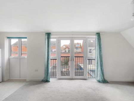 1 bedroom flat to rent - Photo 2