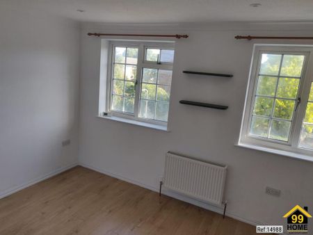3 bedroom apartment to rent - Photo 3
