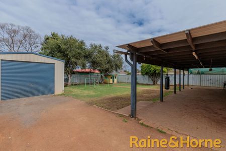 20 Lindsay Place, Dubbo, NSW 2830 - Photo 4