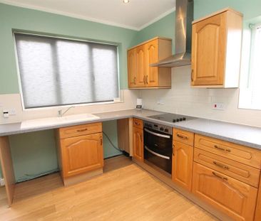 2 bedroom terraced house to rent - Photo 4