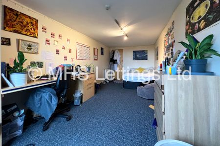 4 Bedroom Flat for rent in Ash Grove - Photo 5