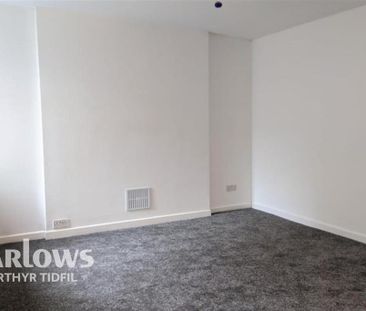 4 bedroom detached house to rent - Photo 4