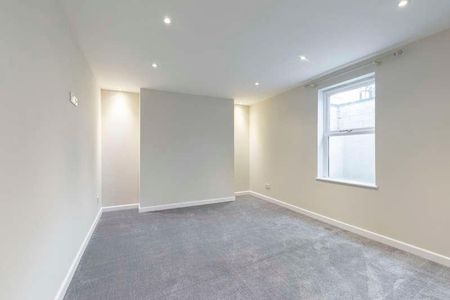 Kings Road, Cheltenham, GL52 - Photo 3