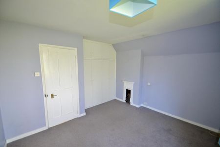3 bedroom detached house to rent - Photo 4