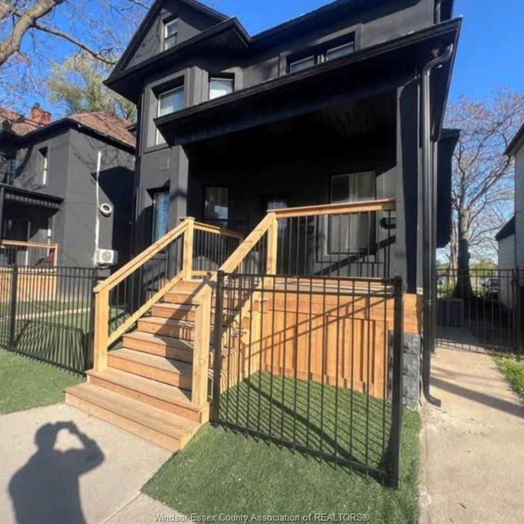 For Lease - 429 WYANDOTTE Unit# MAIN, Windsor, Ontario - Photo 1