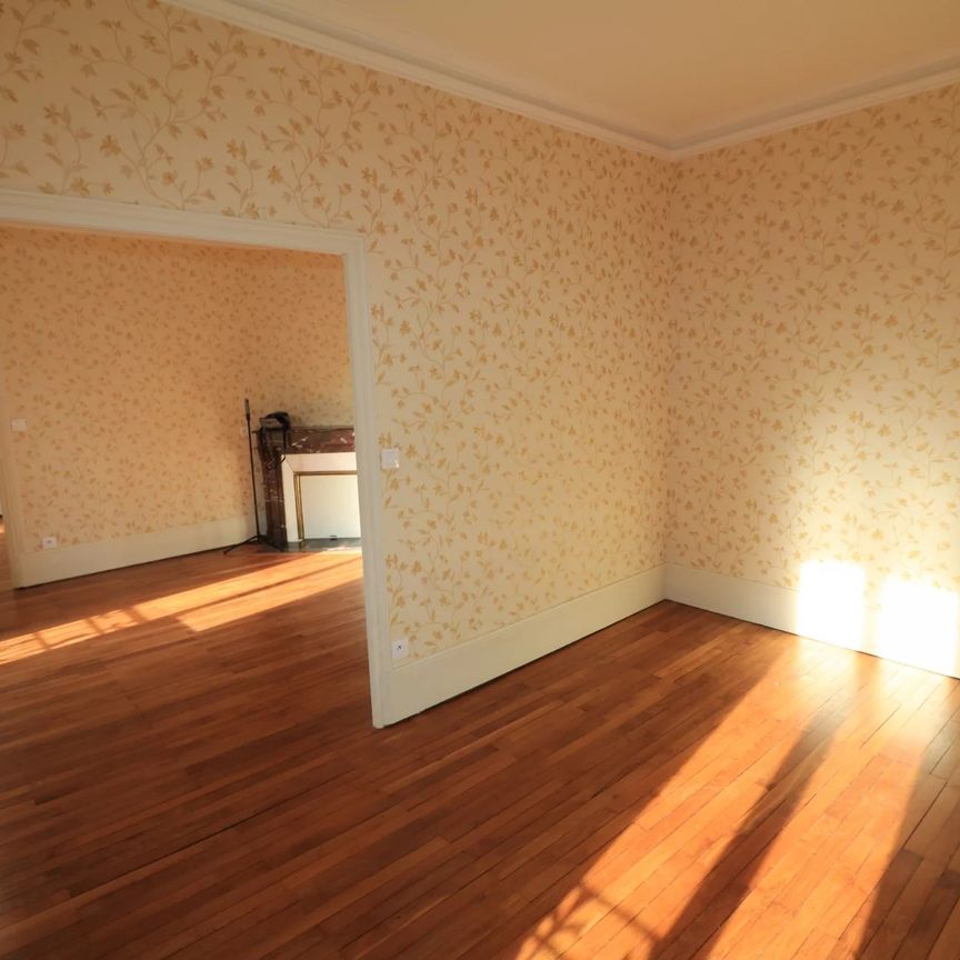 Location Appartement 4 pièces 72m² NEVERS 58000 - Photo 1