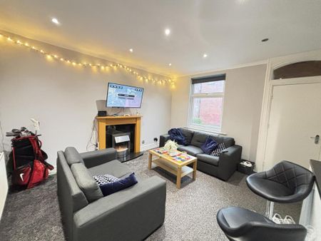 4 bedroom house to rent - Photo 2