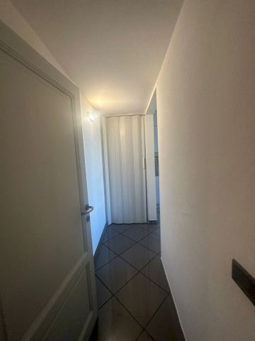 Spacious private room in Via Giordano Bruno - Photo 4