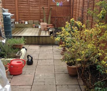 2 Bed Terraced House, Thornford Road, SE13 - Photo 2