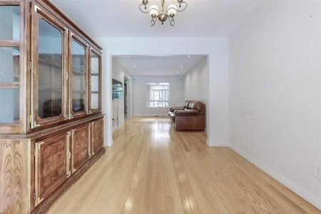 For Lease - 34 Ponymill Drive, Toronto, Ontario - Photo 2