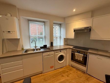 1 bedroom apartment to rent - Photo 2