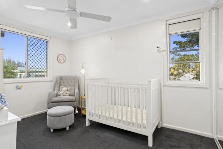 Bright & Private Townhouse Offering Exceptional Comfort – Flexible Lease Arrangements - Photo 5