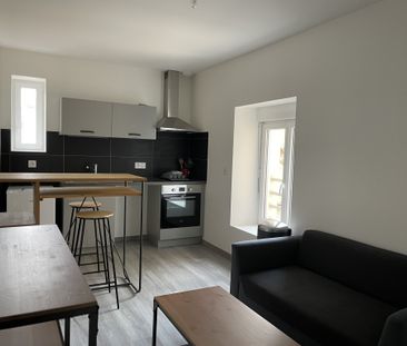 Location Appartement 2 pièces 28m² BLETTERANS 39140 - Photo 2