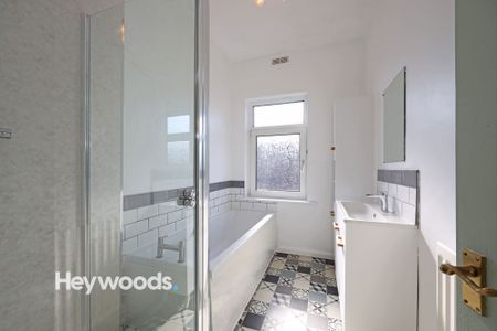 2 bed terraced house to rent in Stubbs Gate, Newcastle, ST5 - Photo 5