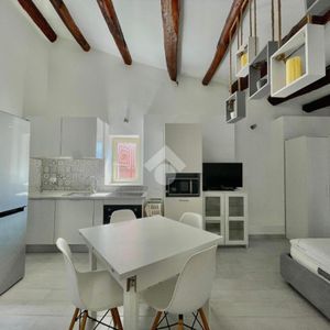 Monolocale in affitto - Photo 2