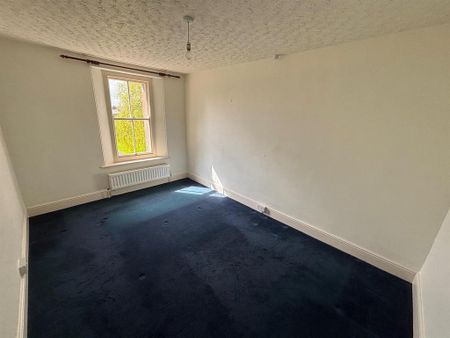 7 bedroom semi-detached house to rent - Photo 2