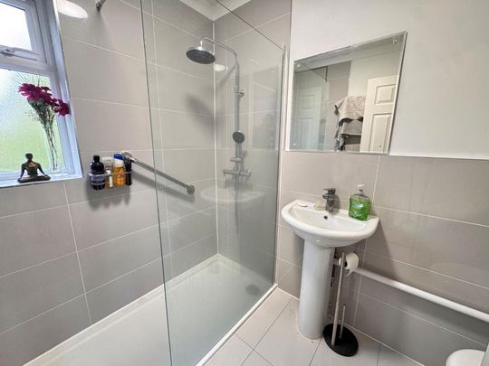 2 bedroom semi-detached house to rent - Photo 1