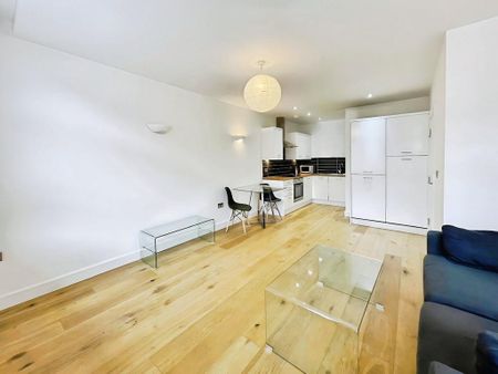 1 bedroom flat to rent - Photo 3