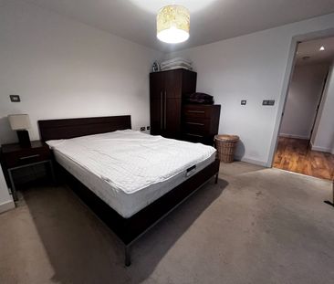 1 Bed Flat, St. George Building, LS1 - Photo 4