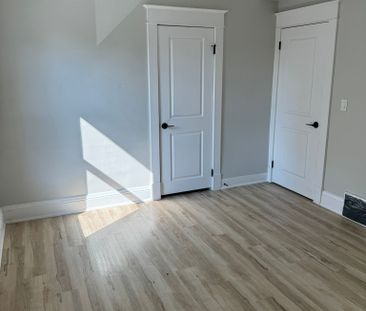 For Lease - 266 Dalhousie Street Unit# Main, Brantford, Ontario - Photo 5