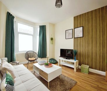 4 Bed Semi-Detached House, London, N15 - Photo 6