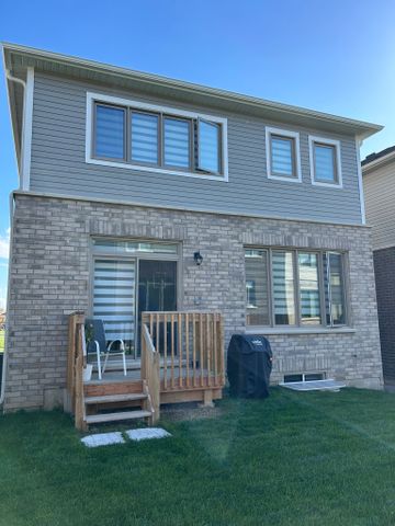 For Lease - 7 Phoenix Boulevard, Barrie, Ontario - Photo 3