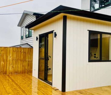 FLAT BUSH, 1 BEDROOM - Photo 4