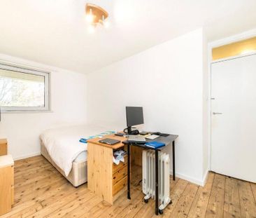 3 bedroom maisonette to rent - Photo 4