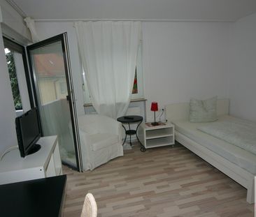 Gepflegte Wohnung in zentraler Lage - Foto 1