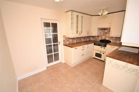 2 bedroom cottage to rent - Photo 5