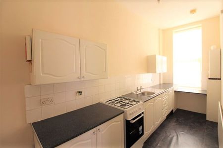 Walmersley Road, Bury, BL9 6LL - Photo 3