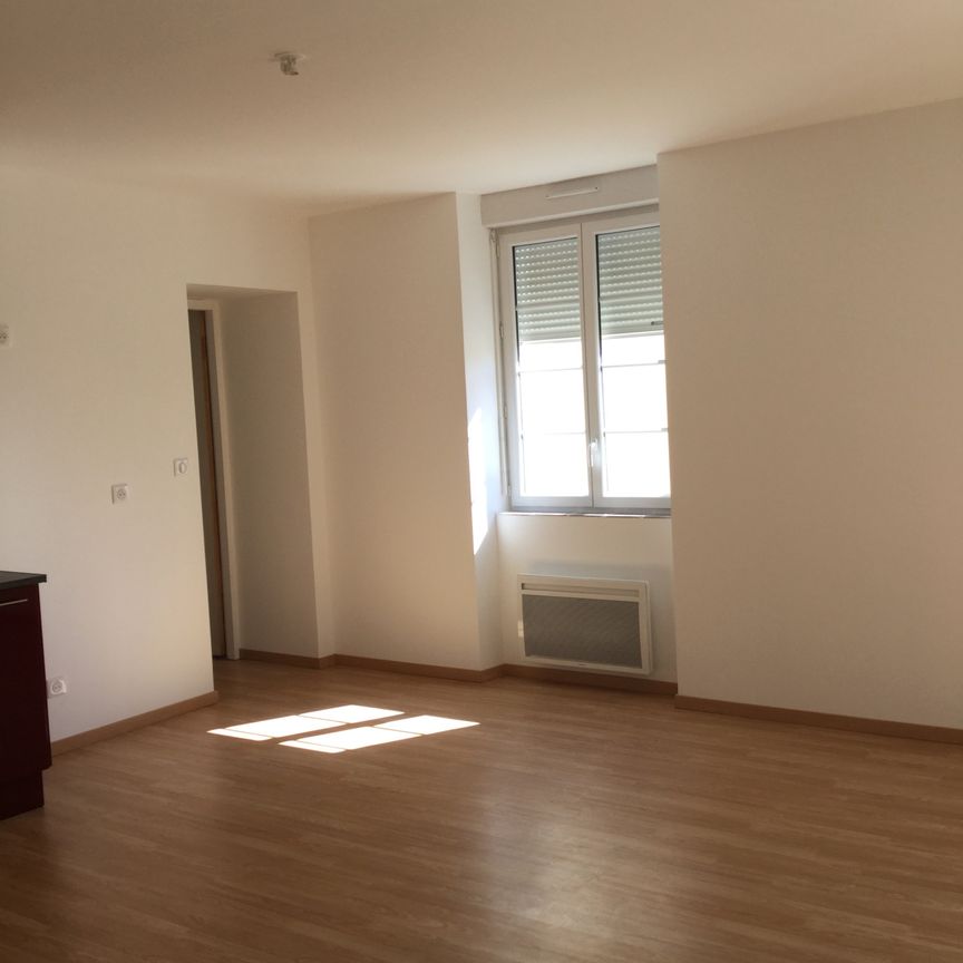 Location Appartement 2 pièces 45m² FOURCHAMBAULT 58600 - Photo 1