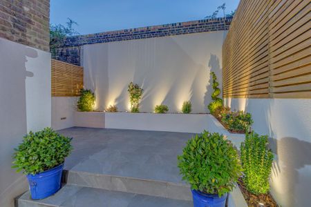 4 bedroom terraced house to rent - Photo 5