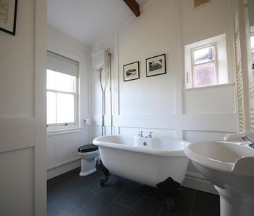 3 Bedroom Terraced To Let - Photo 1