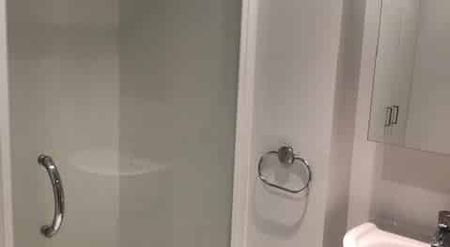 City Apartment - Photo 5