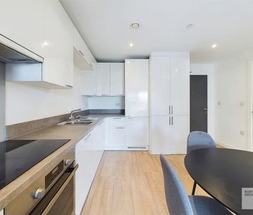 2 bedroom apartment to rent - Photo 5