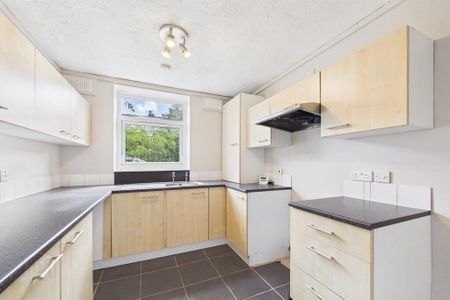 2 Bedroom Apartments At Merville Garden Village, Newtownabbey, BT37 9TR - Photo 4