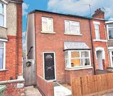 1 bedroom ground floor flat to rent - Photo 3