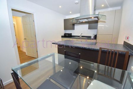 1 bedroom in a flat share to rent - Photo 5